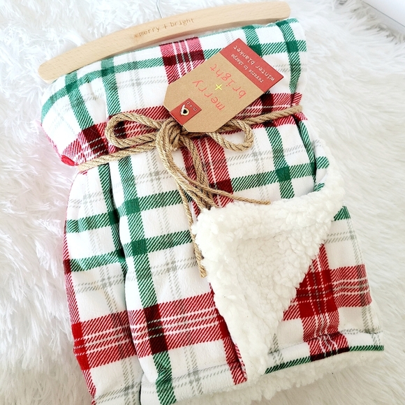 MERRY & BRIGHT Xmas Plaid Baby Reversible Blanket - Picture 1 of 4